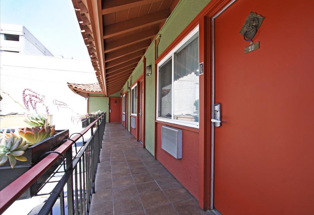 Royal Pagoda Motel Dodger Stadium Los Angeles Eksteriør billede